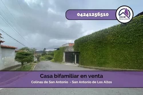 Casa Bifamiliar En Colinas De San Antonio.
