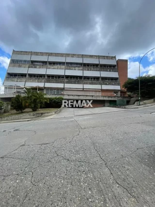 LOCAL COMERCIAL EN VENTA - URB. LOMAS DEL SOL