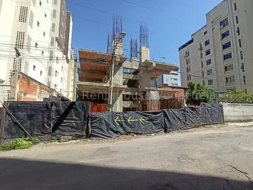 Terreno Con Edificación En Venta Urb La Soledad Maracay 25-16823 Avel