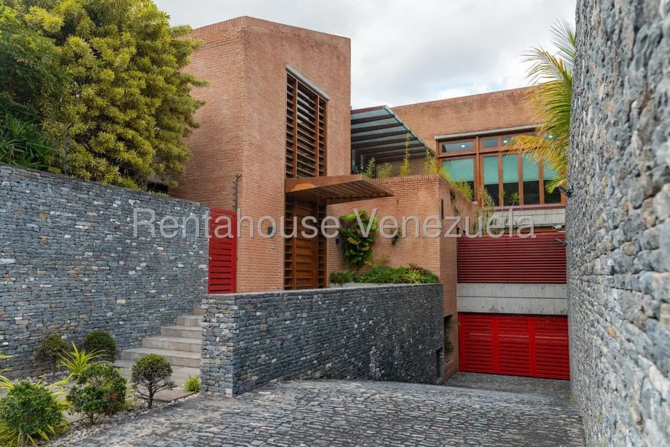 Casa (Multipes Niveles) en Venta en Los Chorros, Distrito Metropolitano