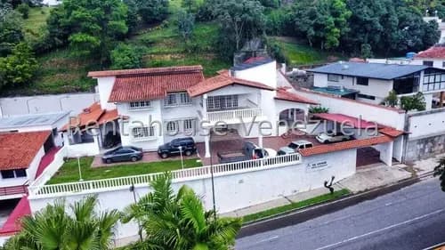 Casa En Venta Prados Del Este Espectacular Mansión De Lujo Y Amplitud #25-7195 Magaly