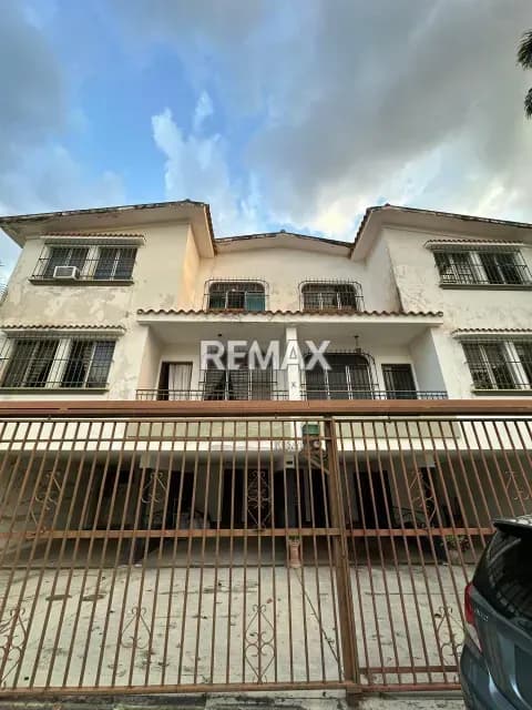 EN VENTA APARTAMENTO EN RES. VILLA TRIGAL NORTE