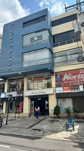 Alquiler En Barrio Obrero: C.c. Milenia Plaza
