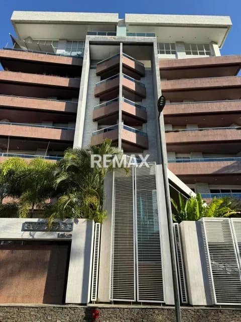 EN VENTA APARTAMENTO EN RES. GUATAPARO LAKE TERRAZAS DEL COUNTRY