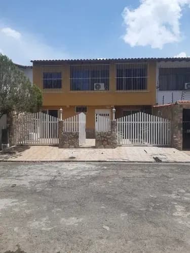 Casa En Parque Naguanagua De Oportunidad