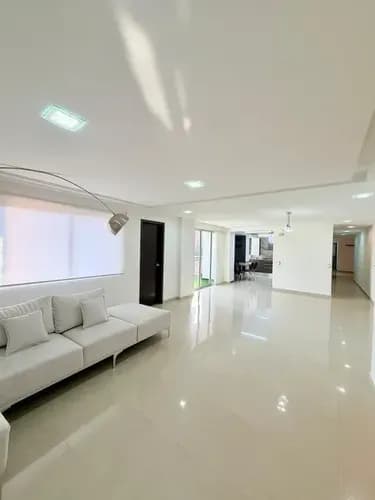 Amplio Apartamento Con Hermosa Vista En El Parral Res Le Parc Además Cuenta Con Planta Y Pozo