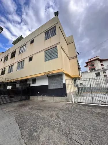 Nota Importante: El Apartamento Se Entregará Pintado Y Con El Techo De La Cocina Pintado E Impermeabilizado.