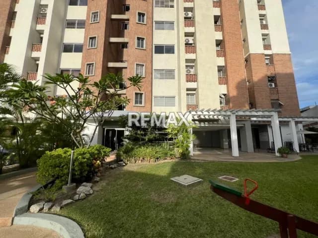 Venta de Apartamento urb Bosque Res Alameda
