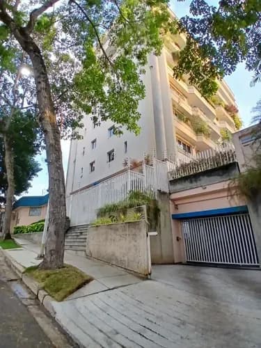 Se Alquila Amplio Apartamento Amoblado Excelente Ubicación El Bosque