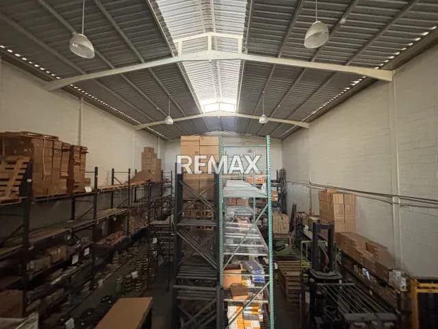 GALPÓN INDUSTRIAL EN VENTA ZONA INDUSTRIAL CASTILLITO