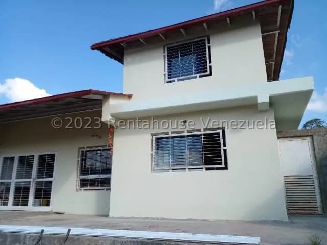 Casa (Duplex) en Venta en El Hatillo, Distrito Metropolitano