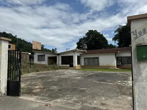 Vendo Casa Para Remodelar En Urb El Piñal El Limon / Es19