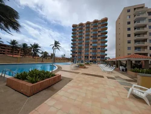 Se Vende Apartamento De 49 Mt2 En Ariana Suites Tucacas Piso 1 Con Vista Panorámica Y Salida Directa Al Mar Agua De Pozo Propio Y Planta 100% (mm)