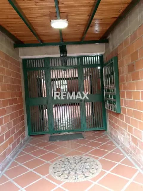 Se Vende Apartamento en Jardines de Castillejo