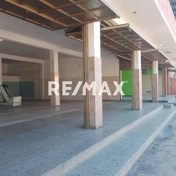 SE ALQUILA LOCAL COMERCIAL EN PUEBLO NUEVO