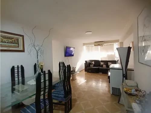Venta De Apartamento En La Candelaria 75 Mts