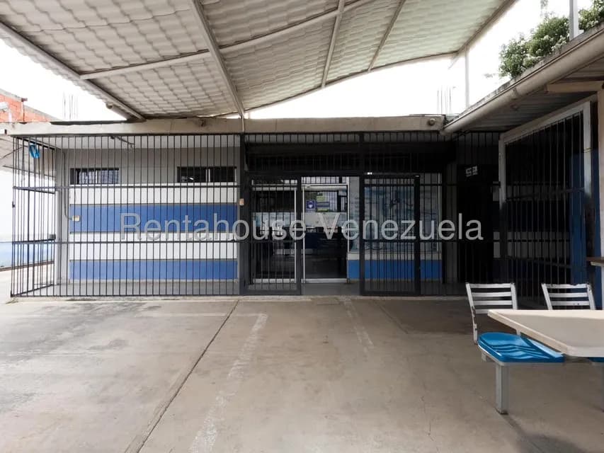 Comercial (Consultorio Medico) en Alquiler en Parroquia El Cuji, Lara