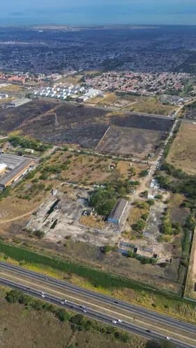 Vendo Solo Clientes Terreno Industrial En La Autopista Regional Del Centro Y La Carretera Nacional Los Guayos Edo Carabobo Jrico