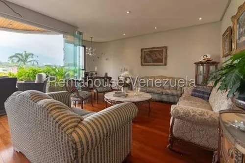 Ea Apartamento En Venta Urb. Country Club, Caracas Yf 26-20890
