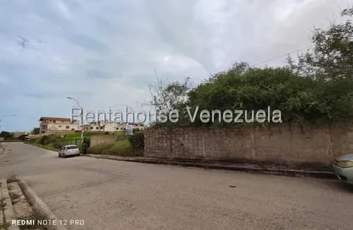 Ubicación Privilegiada. En La Urb. Playa El Ángel A Pasos De La Av. Aldonza Manrique Encontrará Este Terreno Ideal Para Tú Proyecto Residencial..más
