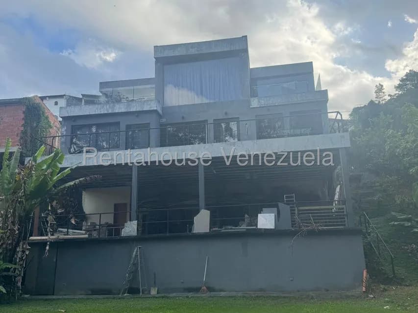 Casa (Multipes Niveles) en Venta en El Hatillo, Distrito Metropolitano