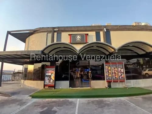 & Maria Luisa Mendoza Alquila Espectacular Local Comercial Moderno Lujoso Con Todos Los Servicios Basicos En Optimas Condiciones En Cabudare La Mata 2 5 2 3 2 6 8