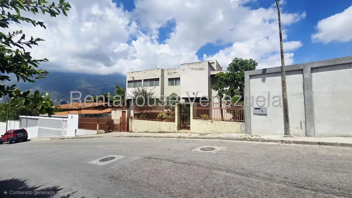 Casa (Multipes Niveles) en Venta en Lomas del Mirador, Distrito Metropolitano