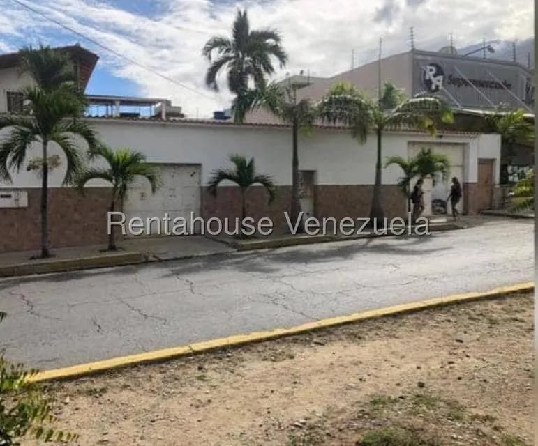 Casa (Multipes Niveles) en Venta en Palmar Este, Vargas