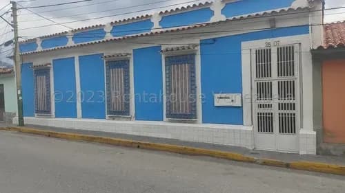 Casa En Venta Guarenas Centro. Luis Infante 26-9827