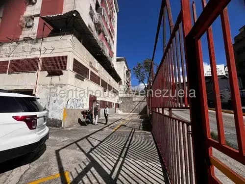 Edificio En Venta El Llanito Ys#25-19646