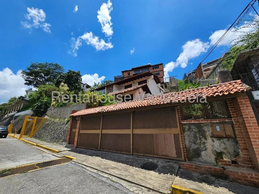 Casa (Multipes Niveles) en Venta en Macaracuay, Distrito Metropolitano