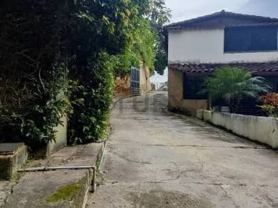 Casa en Alquiler Sector Corralito, Municipio El Hatillo. Edo. Miranda.