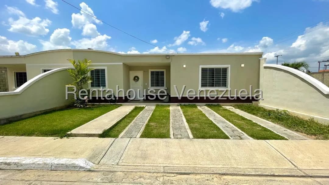 Casa (1 Nivel) en Venta en Terrazas de la Ensenada, Lara