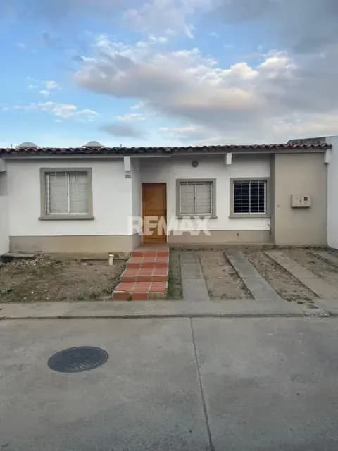 Alquiler Casa Urb Roca del Valle 3