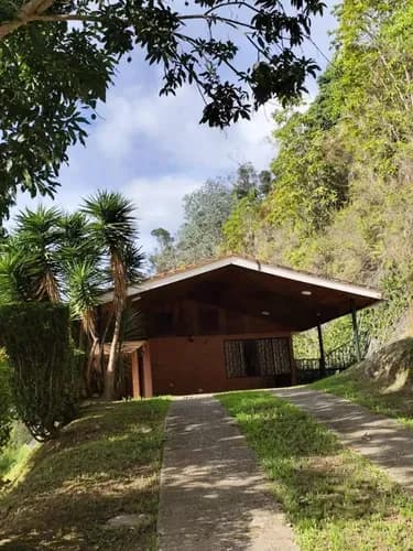 Casa En Alquiler San Antonio De Los Altos La Suiza Cf