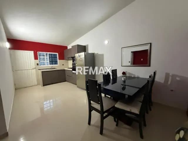 En Venta Casa de Esquina Original habitable en Urbanización Puerta del Sur, Maturín