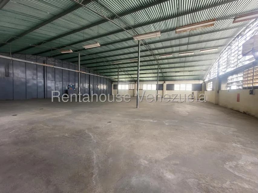 Comercial (Industrial) en Alquiler en Boleita Norte, Distrito Metropolitano