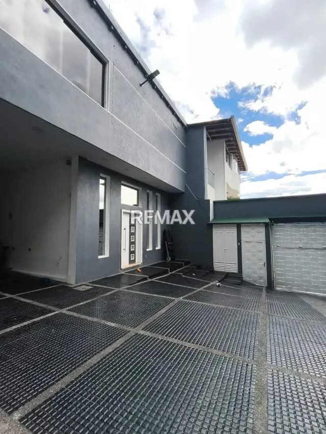 RESIDENCIA DE LUJO EN VENTA EN COLINAS