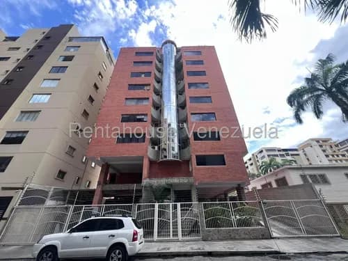 Venta Hermoso Apartamento Moderno Concepto Minimalista Piso Bajo Con Inversor De Correiente Estef 26-17630