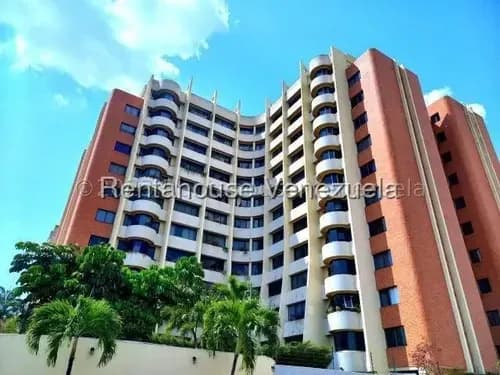 26-8993 Jesus Teran Vende Bello, Amplio Y Moderno Apartamento En Conjunto Privado Con Planta Electrica Al Este De Bqto