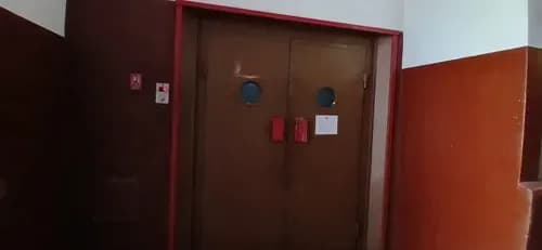 Local Comercial Piso 4/alquiler/el Llanito/400 Mts2/1b/2pe