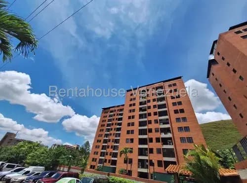 Apartamento En Colinas De La Tahona - Zona Exclusiva