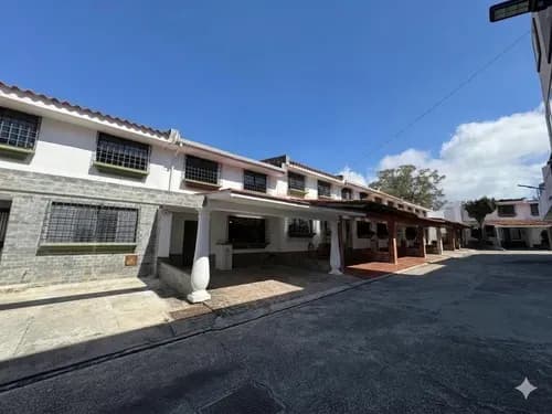 Casa Llano Alto Los Eucalipto Carrizal (cliente Directo)