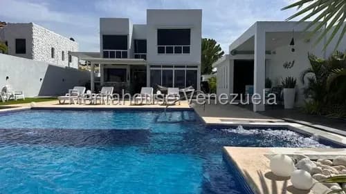 Yf Casa Se Vende En Puerto Encantado Mls 26-4784