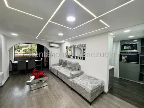 Hay Propiedades Que Simplemente Lo Tienen Todo, Y Este Espectacular Apartamento Dúplex Es Una De Ellas 26-19822 Js