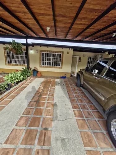 Hermosa Casa Valle De Oro Con Salida A La Piscina