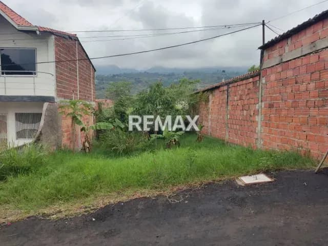 Excelente Paparcela en Conjunto Privado de Carrera 4 con calle 1 Bis. Las Vegas sector Sabaneta