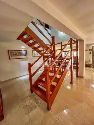 El Refugio Donde Tu Familia Expande Su Libertad Descubre Una Propiedad Diseñada Para Quienes No Aceptan Compromisos Entre Espacio Y Seguridad. Ubicada Estratégicamente A Pasos Del Próximo Sambil.