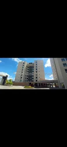 Leandro Manzano, Apartamento En Venta Ubicado En La Lagunita Country Club, Av, #26-21361