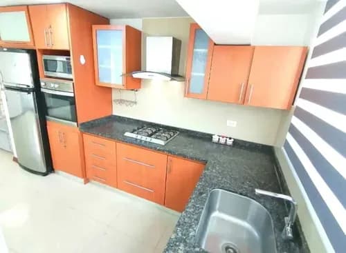 Los Palos Grandes Alquilo Comodo Moderno Apartamento De 86 Mts Amoblado Equipado 1 Puesto Estacionamiento Techado Con Pozo De Agua Aire Acondicionado En Todas Las Áreas
